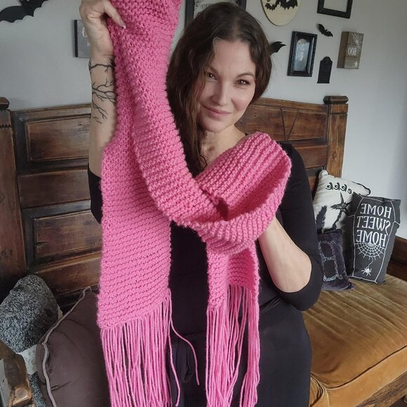 HandKnit Pink Scarf, Extra Long Yarn With Fringe, OOAK One Of A Kind - Picture 5 of 10